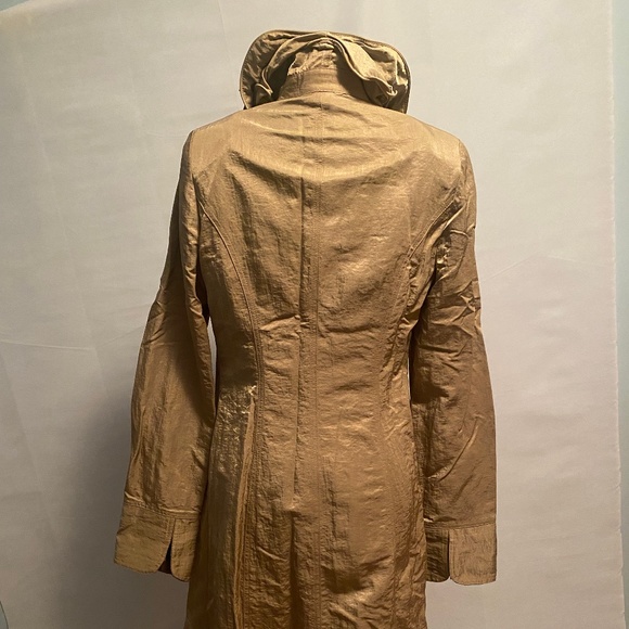 One of a kind jacket /cardinal , gold color . - Picture 3 of 4